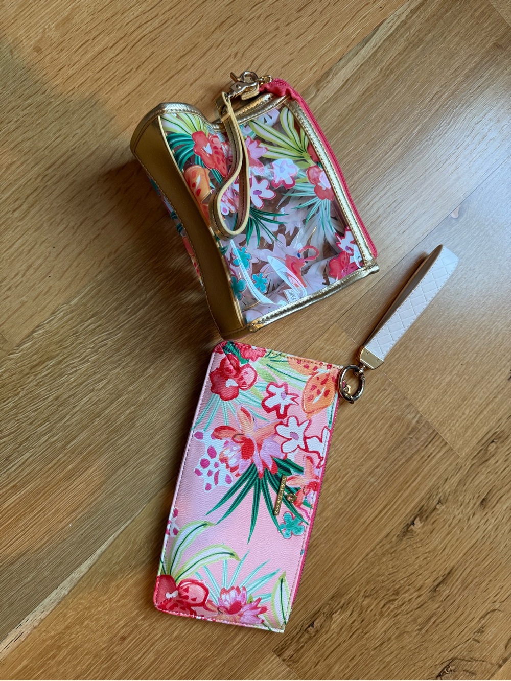 Spartina 449 Pink Floral Wristlet Set with Gold Accents
